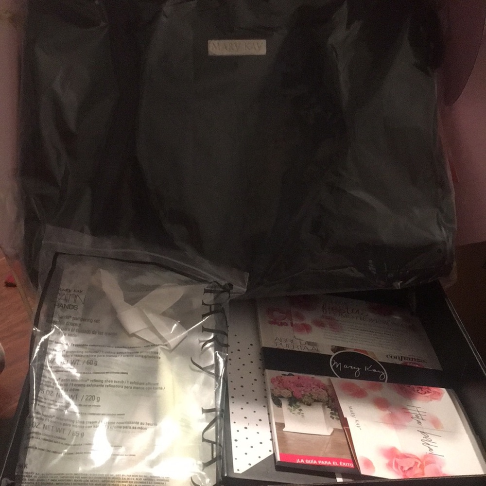 Mary Kay consultant kit